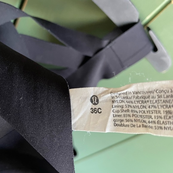 Lululemon sports bras - Picture 4 of 8